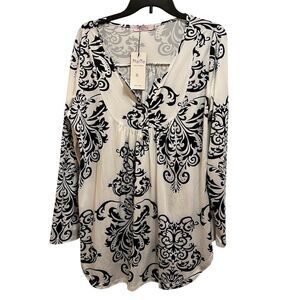 Halife Women's XL White &  Black Geometric V-Neck Long Sleeve Blouse Size XL NWT